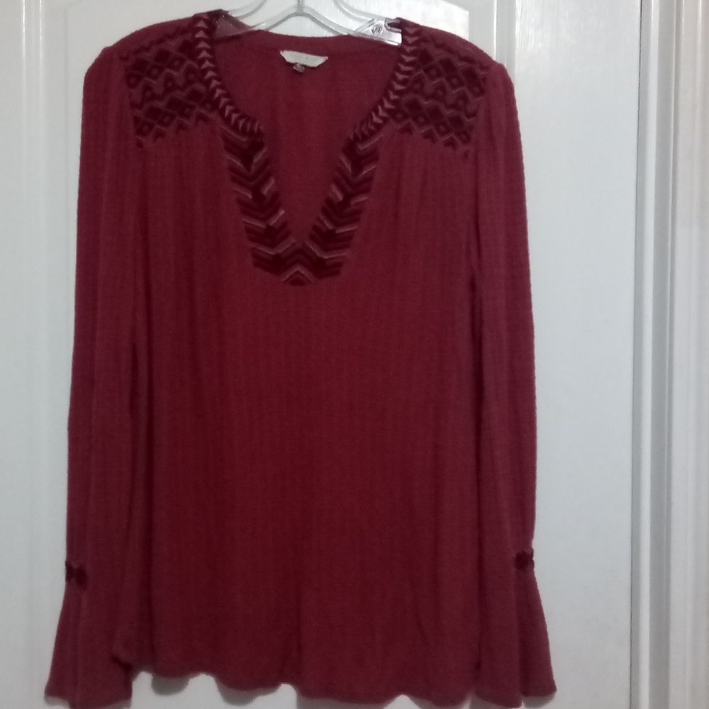 ⬇️Price Drop⬇️ Lucky Brand - Long sleeve V neck blouse
